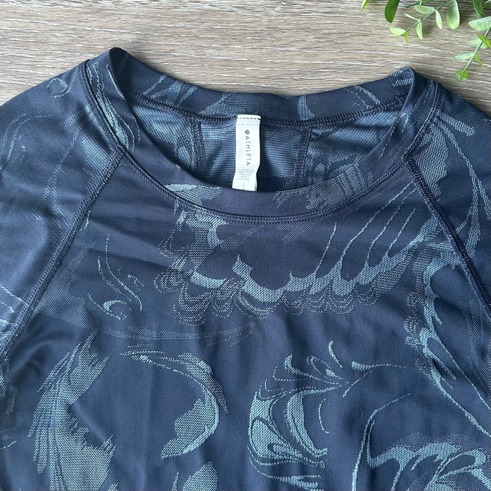 Athleta Momentum Seamless Long Sleeve Top - Picture 2 of 4